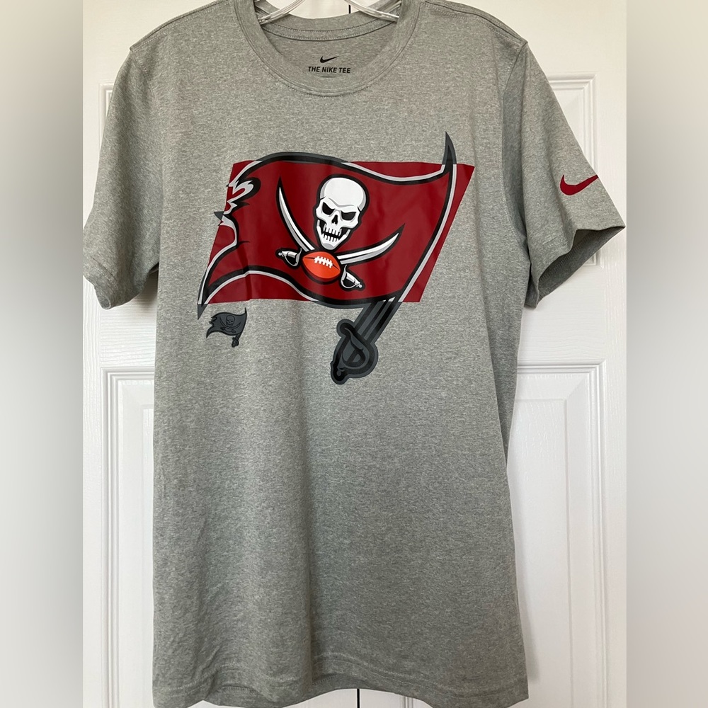 Nike DriFit Tampa Bay Buccaneers Men’s T Shirt